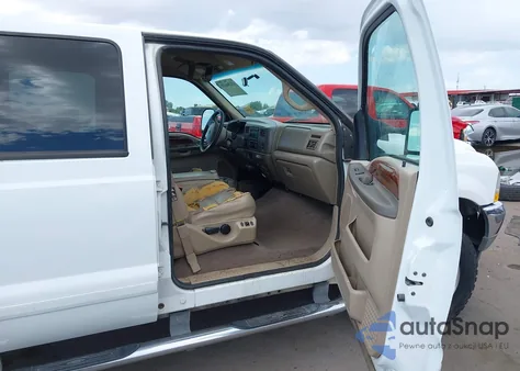 2002 Ford F-350 Lariat/Xl/Xlt z USA, uszkodzony, nr VIN 1FTSW31F52EB52843